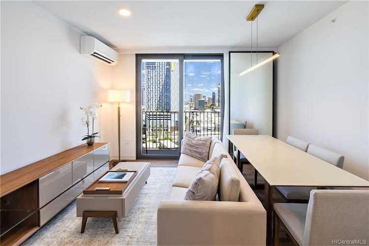 987 Queen Street #1305 Honolulu, HI 96814 | MLS 202210662 Photo 1