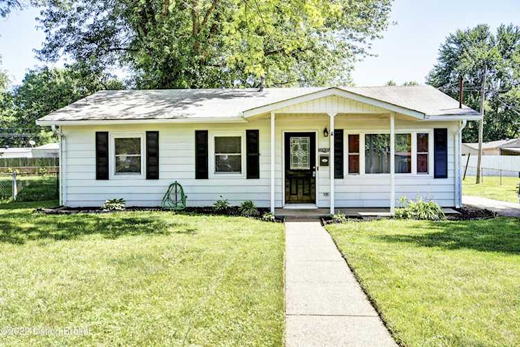 5905 Middleground Dr Louisville, KY 40272