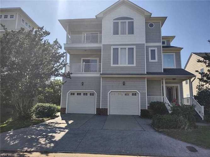 9517 7th Bay St Norfolk, VA 23518