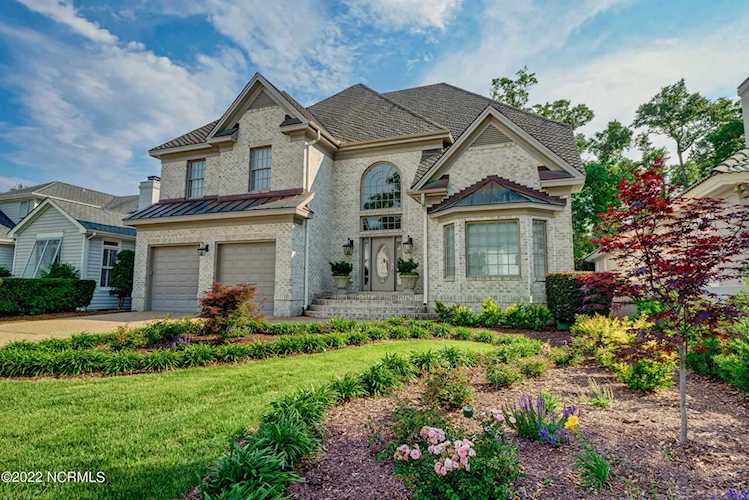 1625 Landfall Drive Wilmington, NC 28405