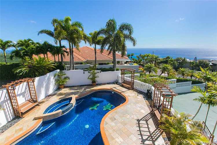 794 Moaniala Street Honolulu, HI 96821