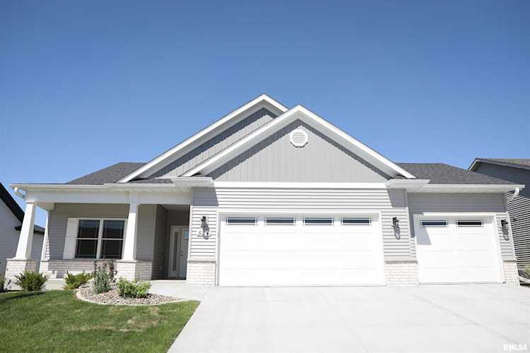 534 Kevin Rd Blue Grass, IA 52726