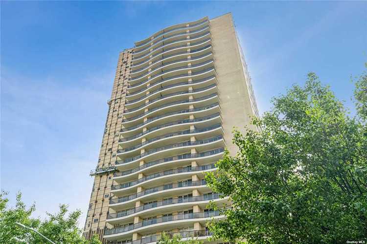 102-10 66 Road #2C Forest Hills, NY 11375