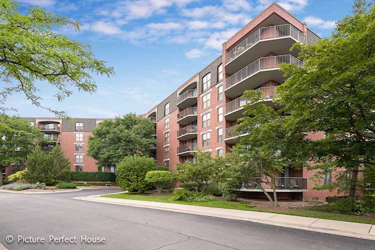 511 Aurora Ave #608 Naperville, IL 60540 | MLS 11427072 Photo 1