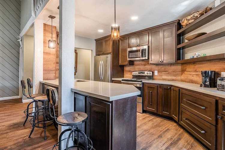 362 Old Mammoth Road Mammoth Lakes, CA 93546