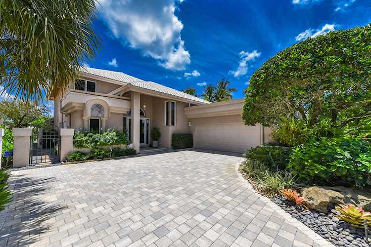 17500 Loch Lomond Way Boca Raton, FL 33496