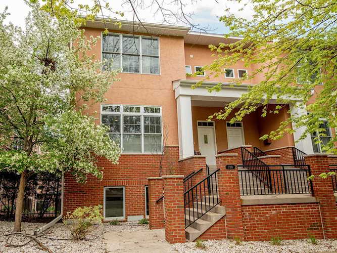 220 Ridgewood Avenue Minneapolis, MN 55403