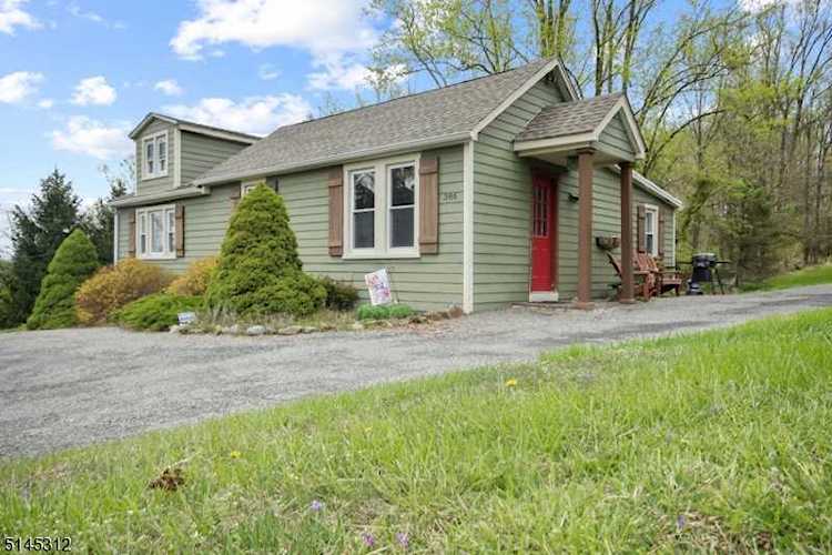 386 Church Rd Holland Twp., NJ 08848