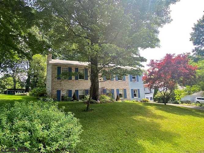 587 Melissa Lane State College, PA 16803