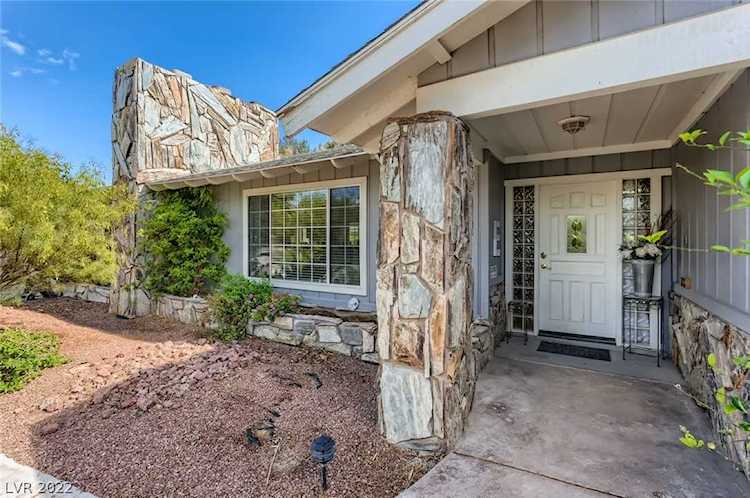 9045 W Rosada Way Las Vegas, NV 89149