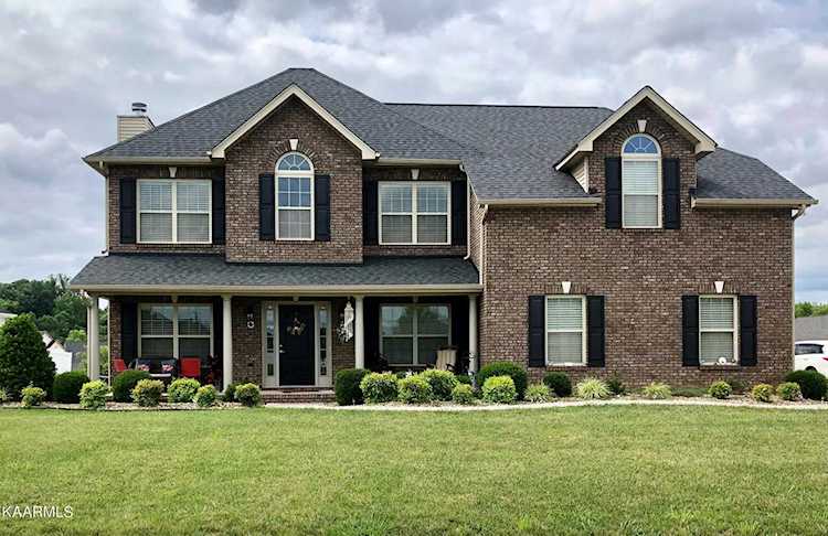 505 Running Brook Dr Strawberry Plains, TN 37871
