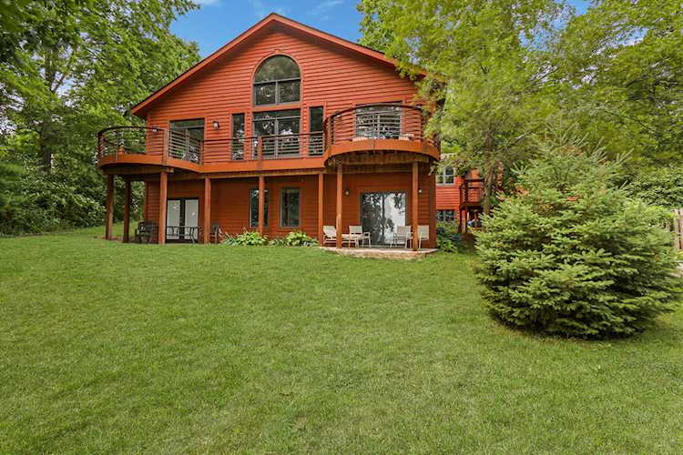 39065 N Jackson Dr Spring Grove, IL 60081 | MLS 11429920 Photo 1