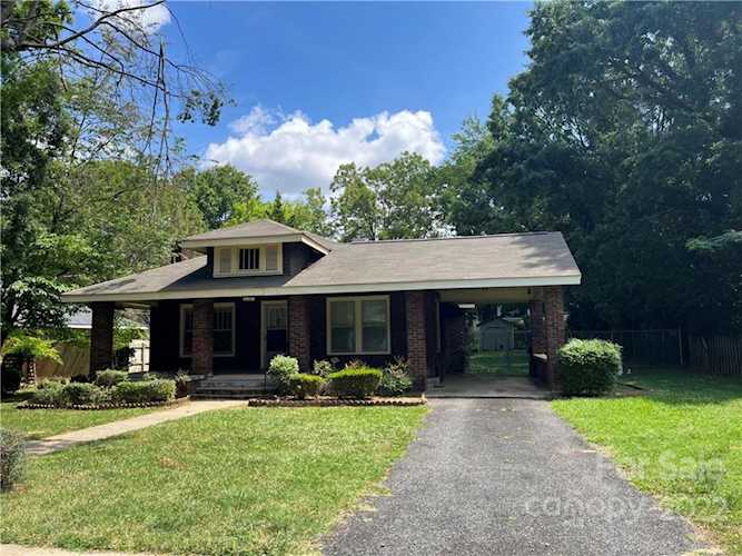 1121 E 35th St Charlotte, NC 28205