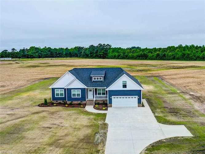 1310 Longstreet Ln Suffolk, VA 23437