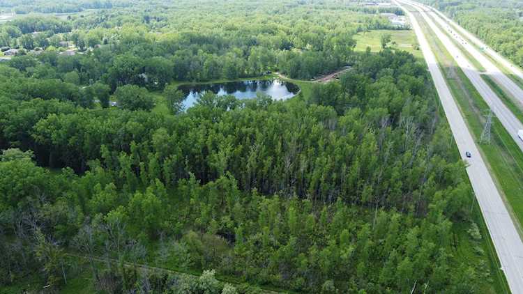 E Deerfield Ave Suamico, WI 54173