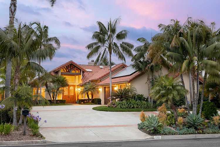1301 Via Mil Cumbres Solana Beach, CA 92075