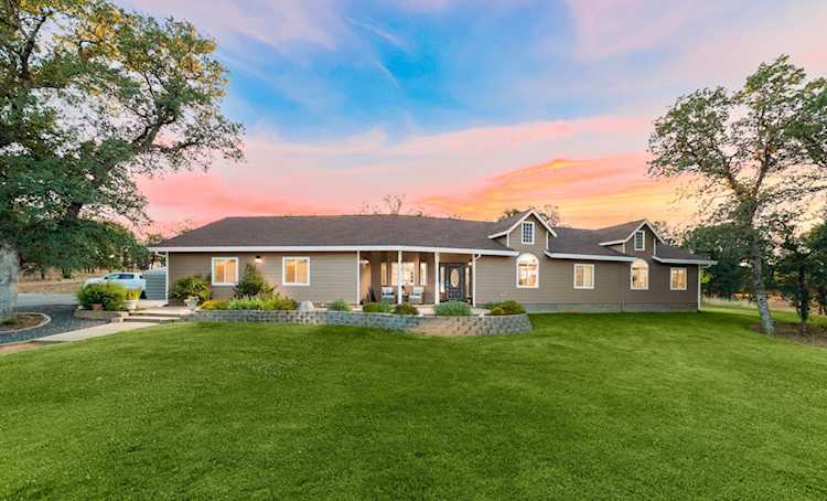 20031 Clay Ct Cottonwood, CA 96022