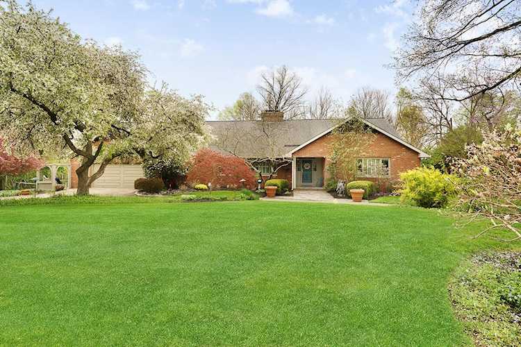 2627 Haverford Road Columbus, OH 43220 | MLS 222020545 Photo 1
