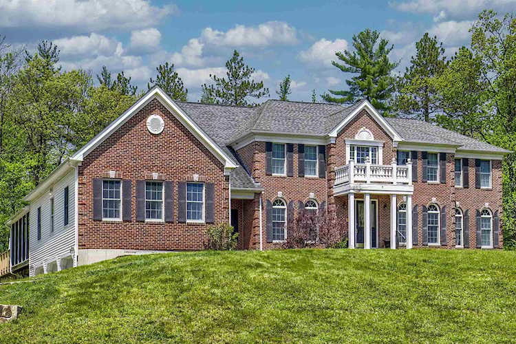7 Dorothys Way Bedford, NH 03110