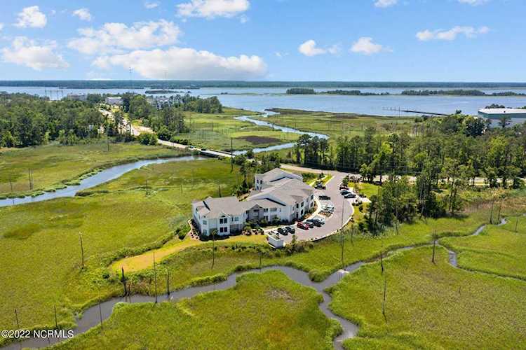 4203 River Road Wilmington, NC 28412