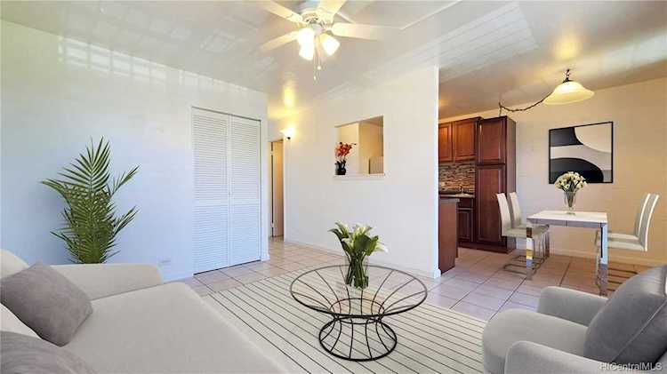 3370 Salt Lake Boulevard #206 Honolulu, HI 96818