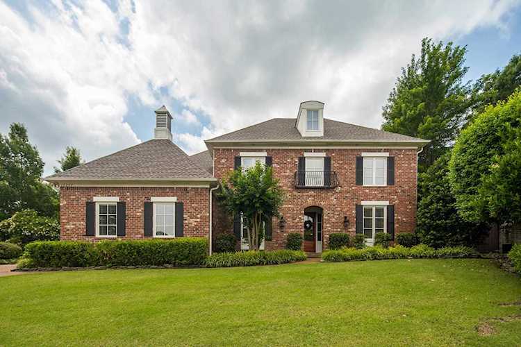 10257 Old Course Cv Collierville, TN 38017