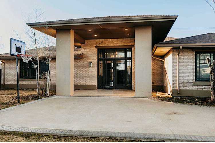 6417 NW Euclid Ave Lawton, OK 73505