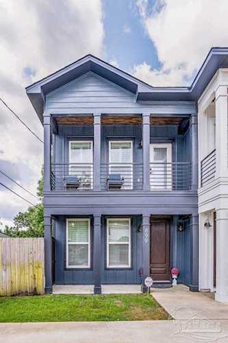 899 E Hatton St Pensacola, FL 32503