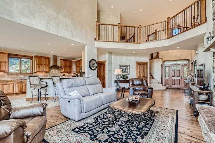 10 Dylan Ct Dillon, CO 80435