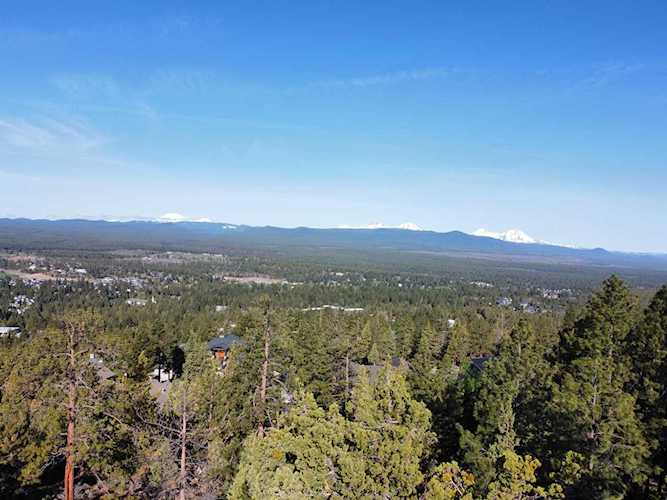 NW Glassow Dr Bend, OR 97703
