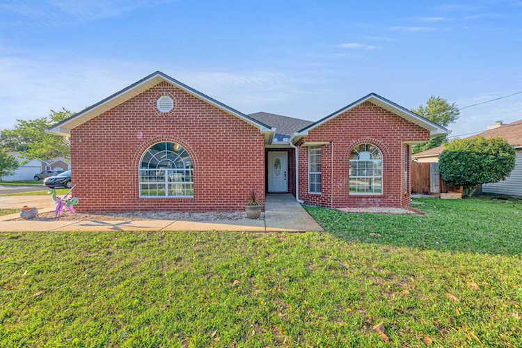 375 Pristine Water Lane Mary Esther, FL 32569