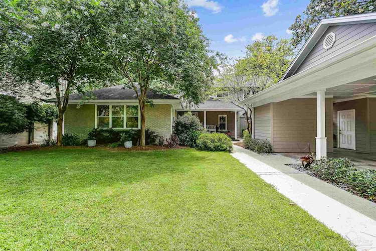 1414 N 10th Ave Pensacola, FL 32503