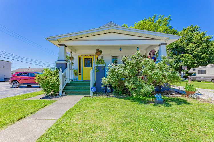 1614 N Weinbach Avenue Evansville, IN 47711