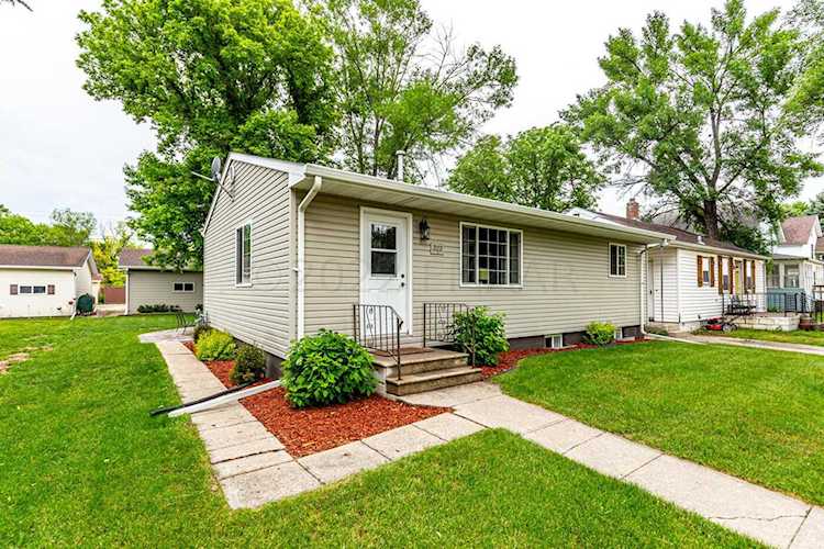 322 6 Ave N Casselton, ND 58012 | MLS 22-2755 Photo 1