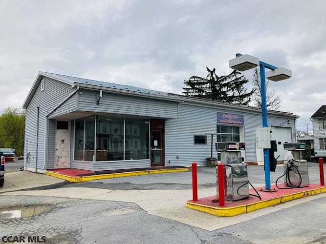 102 Main Street W Rebersburg, PA 16872