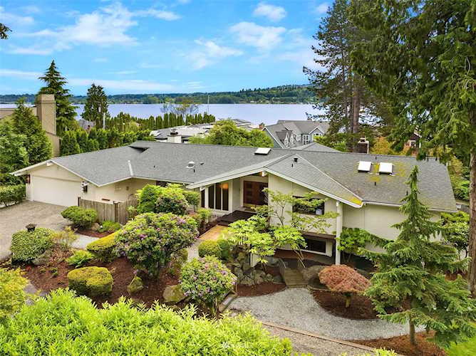 9445 SE 52nd St Mercer Island, WA 98040