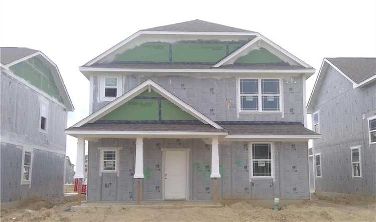 2598 Plano Dr Whitestown, IN 46075