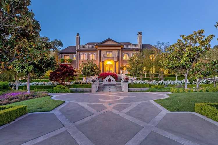 2215 Liberata Dr Morgan Hill, CA 95037