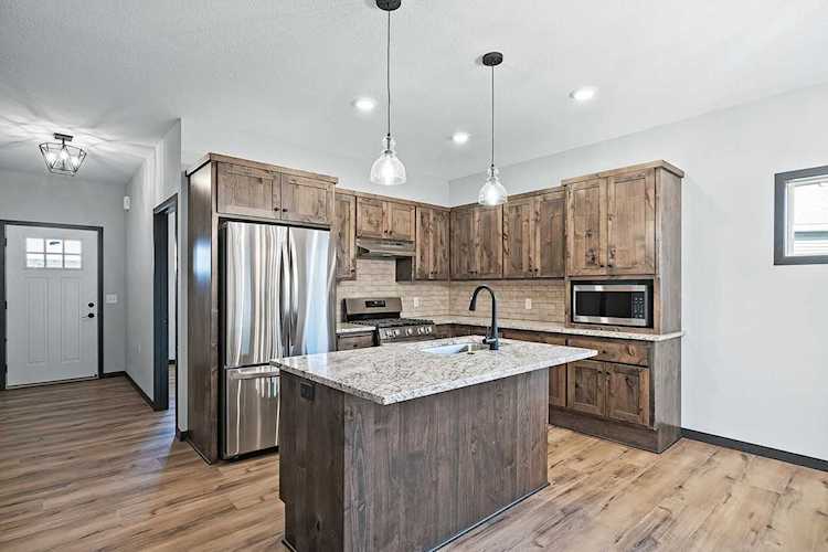 2899 Eastview Court Anoka, MN 55303