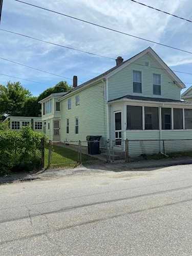 9 Wellington St Webster, MA 01570