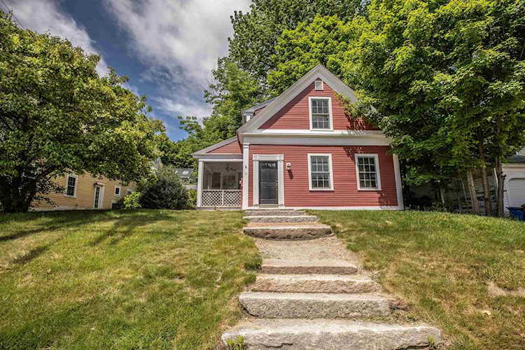 15 Main St New Ipswich, NH 03071