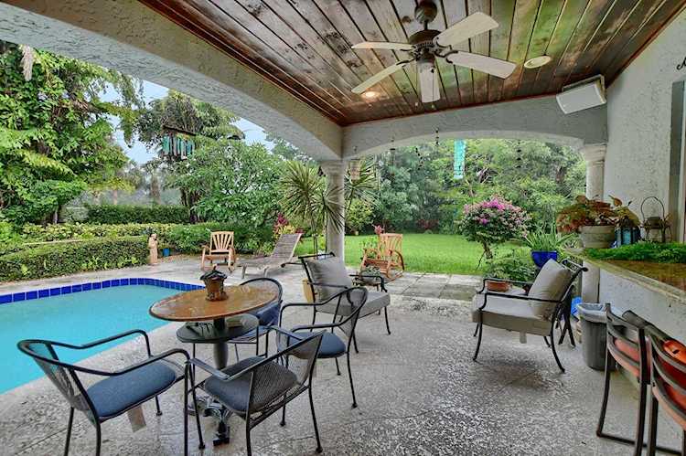 2419 NW 31st Street Boca Raton, FL 33431