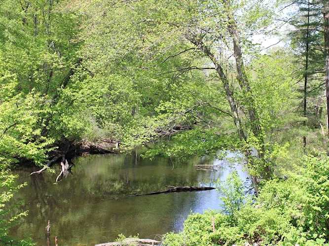 70 Charlton St Oxford, MA 01540 | MLS 72986227 Photo 1