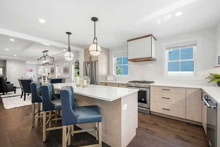 190-194 Summer Street #190 Watertown, MA 02472