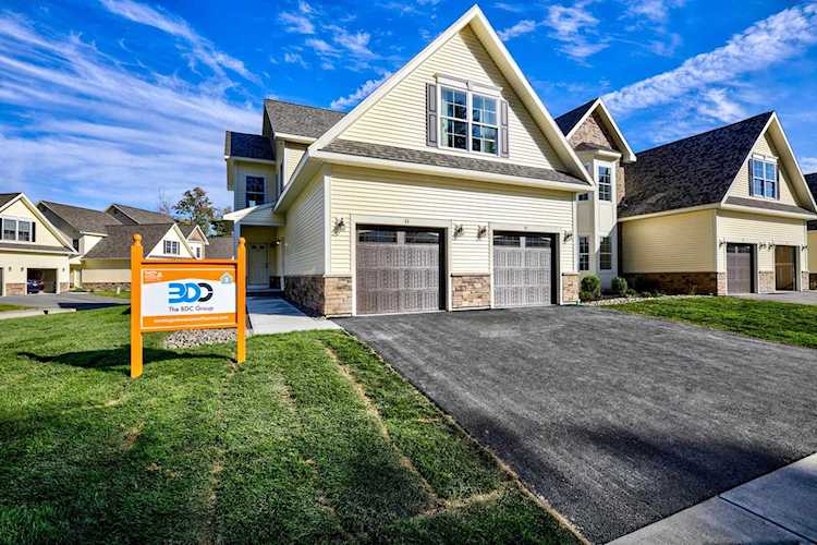 74 Cornerstone Dr Ballston Spa, NY 12020