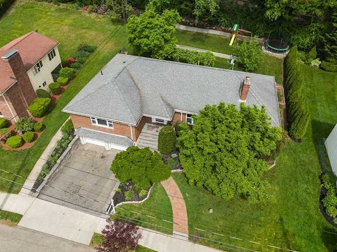 491 Clinton Rd Brookline, MA 02467