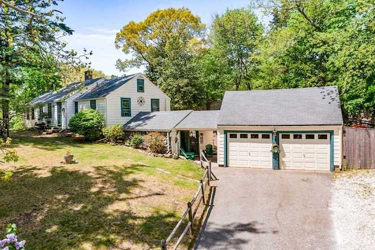 8 Forest Ave Cohasset, MA 02025