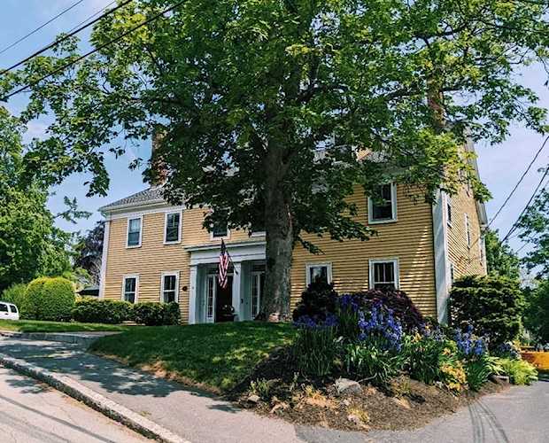 9 Watson St #2 Marblehead, MA 01945 | MLS 72990194 Photo 1