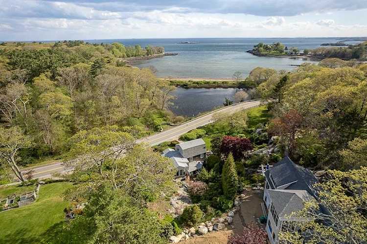 Manchester, 8 King's Way, MA, home for sale Photo 1