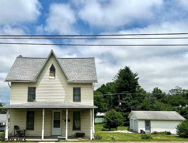 235 Main Street S Pleasant Gap, PA 16823